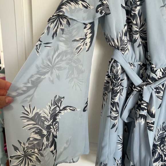 ☀️ Romper - cold shoulder, light blue, tropical print - Picture 9 of 13